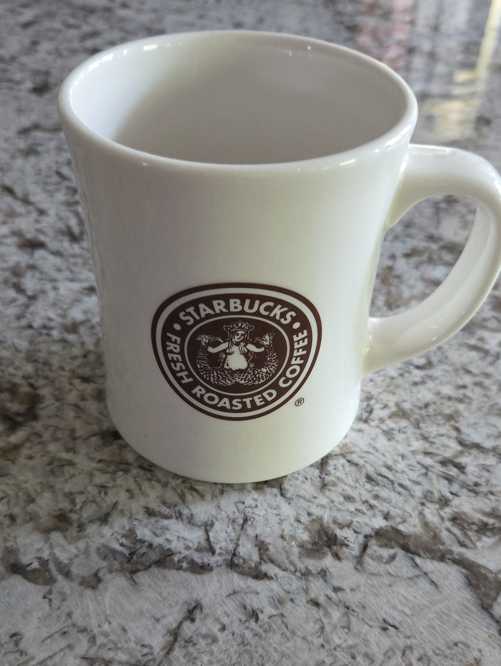 Vintage Starbucks 2008 Fresh Roasted Coffee Diner Mug 16oz Dual Logo Brown Green